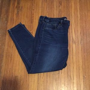 Universal Threads Jeans